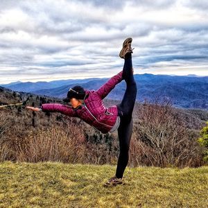 Meet your Posher, Joy